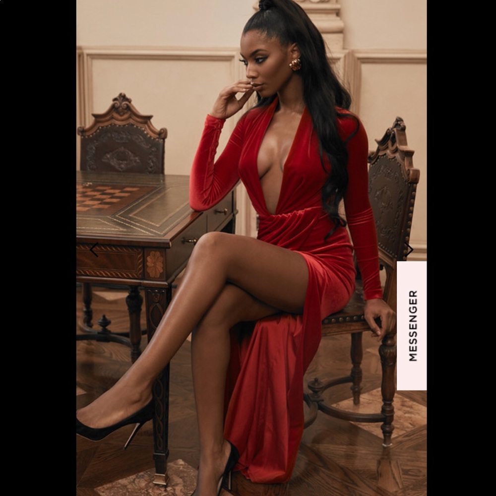 Perfect valentine ready house of CB dress